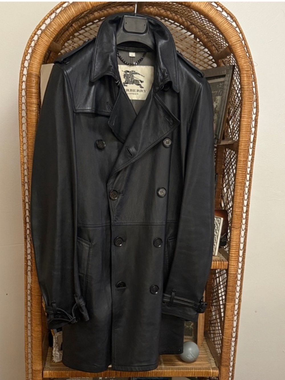 BURBERRY LONDON BRITTION BLACK LEATHER TRENCH COAT SIZE 50(M) - Picture 1 of 16